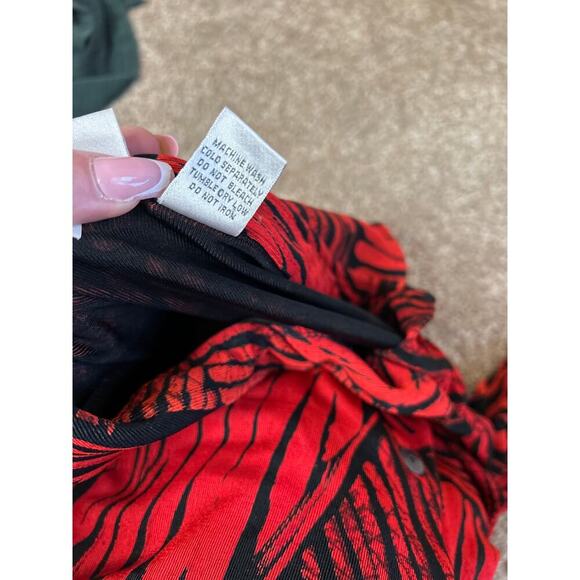 CHICO'S TRAVELERS RED/BLACK DRESS SZ 1 (LG) button up slinky spandex knee length - Picture 5 of 7